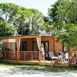 Zaton Mobile Homes Station touristique